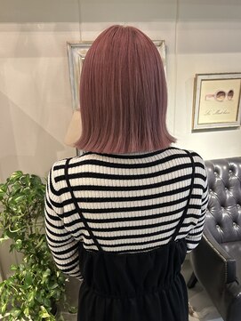 ヘアーデザイン シュシュ(hair design Chou Chou by Yone) ピンクベージュ/ブリーチカラー/韓国ヘア/天神美容室/大名美容室