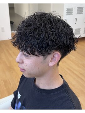 ビカム 名駅(become) 【波巻きパーマ】メンズ刈り上げマッシュスパイラルツイスト名駅