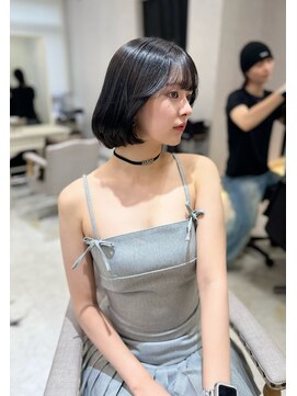 コア 梅田茶屋町店(Core) 髪質改善 艶髪 愛され韓国風 前髪カット 小顔 梅田