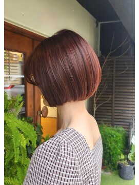 スクエアウーノ 博多(SQUARE＊UNO HAKATA) 小顔再現カットで叶う、毛量多めさんのまとまりボブ