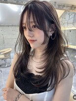 サイン 渋谷(SIGN)&nbsp;韓国ヘアーハッシュカットレイヤーカットグレージュブリーチ無し