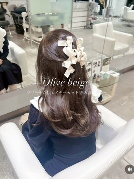 ブランコトレス 鏡島(BLANCO tres) レイヤーカット/赤み消しカラー/ブリーチなし