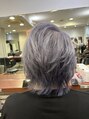 シーン(SeeN.) 白髪ぼかしの ハイトーンダブルカラーシルバーです癖を活かして