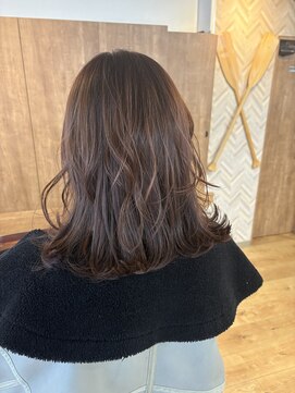 バイエイト 野並店(By Eight) 艶ピンク×Bobレイヤー