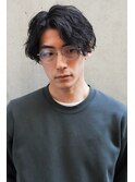 スーツ短髪ツーブロック束感モテる黒髪シークレットパーマ流行