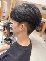 ヌークバイラヴェスト 四日市(neuk by lovest)&nbsp;【neuk服部】リバースセンターパートカルマニュアンスパーマ