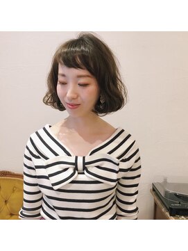 マウロア(MAULOA) “ エアリーカール minボブ ” 鈴木ちさと