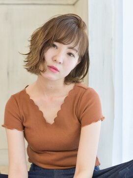 ヘアアンドメイク アリス(hair&make ALICE produce by COLT) かき上げ切りっぱなしボブ＆シースルーベージュ