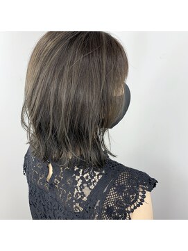 アヴァンス 江坂店(AVANCE.) ダークグレーアッシュ