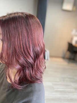 アリカ(arika) ピンクベージュ×ミディアムスタイル