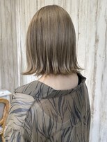 シア(sia)&nbsp;ハイトーンボブ