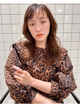 シイ(SIE) ブラウンベージュ　レイヤーカット