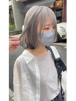 【ROJITHA原宿表参道】ホワイトベージュ×内巻きボブ