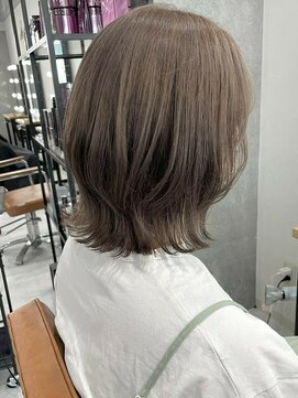 ワンズ リー 下北沢店(ONE's ly) 韓国/前髪/ダブルカラー/髪質改善/学割U24[下北沢/下北沢駅]