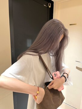 ヘアサロン ガリカ 表参道(hair salon Gallica) 【柴田優香】Wケアブリーチケアカラーで叶うホワイトグレージュ