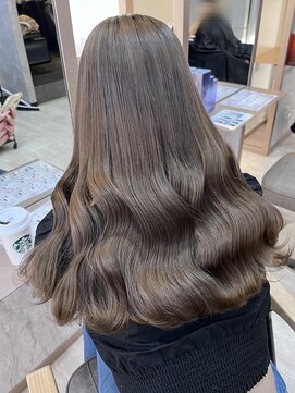 ラビス 浦和(Lovis) 黒髪カタログ/ボブルフ/ネビージュ/ワンレン/スペインカール