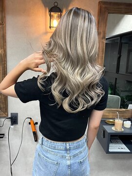 サニー 渋谷(SUNNY) バレイヤージュ、ハイライト、レイヤーロング、グレーベージュ