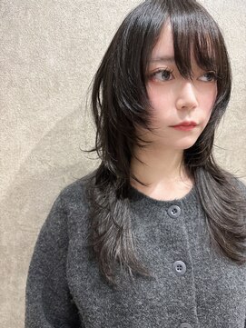 リアイス(Re:ICE) ハイレイヤーハッシュカットロングウルフ