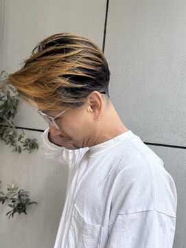 ディオ アンド ルーチェ(Dio&Luce) 6:4分け/フェードスタイル/ハイライト/バーバー/麻布十番