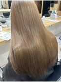 ベージュ×トリートメント
