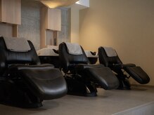 フルフラットなシャンプー台で心地よいお時間をお過ごし頂けます