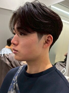 カルム(kalm) メンズセンターパートウルフセンターパートニュアンスパーマ襟足