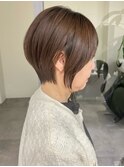 白髪染め卒業したい方へ大人ショートスタイル