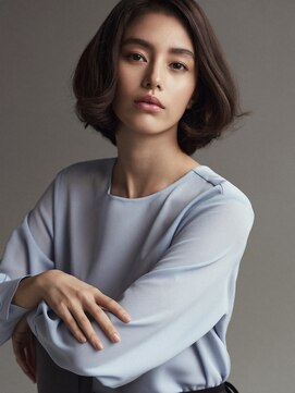キヴィ(kivi) 大人可愛い丸みボブ ふんわりコールドパーマ×艶髪