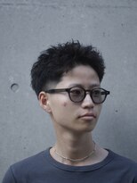 グラッシー(GLASSY) テーパーフェード/ピンパーマ/スパイキーベリーショート¥