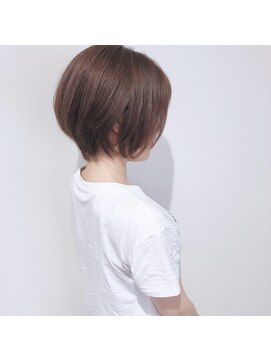 ヘアーズ ブランカ(hair s Branca) Branca.☆美シルエットショート☆中谷紘季