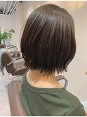 ミニボブ外ハネスタイル