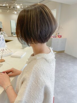 ピシェ ヘア デザイン(Piche hair design) 短すぎないショートボブ × ハイライト