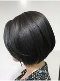 大人可愛い丸みショートボブ