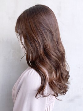 アイティーバイアルバム 松戸店(IT by ALBUM) ベージュロング_くびれヘアビタミンカラー_ba322194