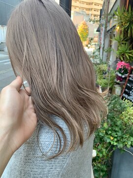 タップ(TAP) TAP(タップ)金沢 ハイトーングレージュカラー