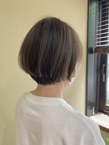 ゼン(Zen.) 30代40代50代/まとまるショートボブ/明るい白髪染め/Zen.手塚