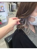 外ハネミディー イヤリングカラー ホワイトシルバー