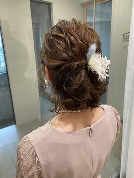 アキオドットヘアー(AKIO.hair) 地下鉄心斎橋駅から徒歩2分以内駅近サロン!綺麗系アレンジセット