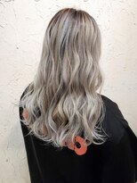 フロール(Flor)&nbsp;【flor 戸塚】*ホワイティアッシュ+波巻き*