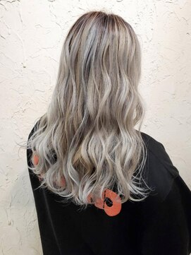 フロール(Flor) 【flor 戸塚】*ホワイティアッシュ+波巻き*