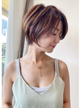 バンプ ギンザ(BUMP GINZA) 白髪ぼかしハイライト/絶壁解消/ひし形大人ショートボブ/聖
