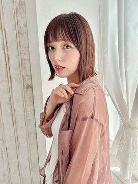 アイユー(ii+U) 外ハネボブ　ヘルシースタイル　ベージュピンク