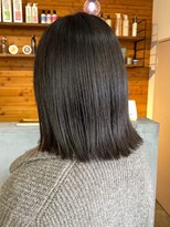 ビスクヘアデザイン(bisq hair design)&nbsp;グレージュ　艶髪　髪質改善　ミディアムレイヤー