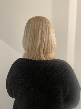 ボブレイヤー/くびれ/ハイトーン