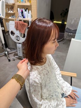 エス 大阪梅田店(es) レイヤーカット×オレンジカラー