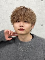 エデアンルクラ 下通(EDEAN Leclat)&nbsp;熊本メンズカラー ミルクティーベージュ マッシュウルフ