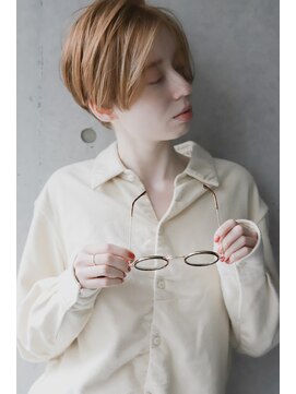 カライングドゥ(ing deux) 【~ing deux】前下がりハンサムショート【随原麻由】