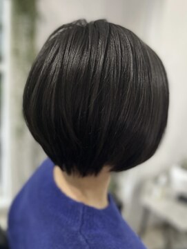 ツムグ 代官山店(TUMUGU) 大人可愛いマッシュボブ白髪ぼかし脱白髪染めアースカラー