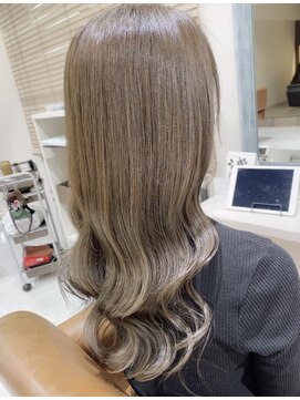 フレーム なんば店(FRAME) オリーブベージュカラー♪