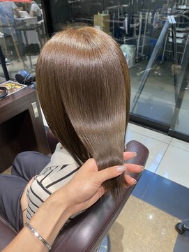 ゼスト フィーノ(ZEST fino) 【ZEST立川 橋本姫奈】ブリーチなしダブルカラーでベージュに